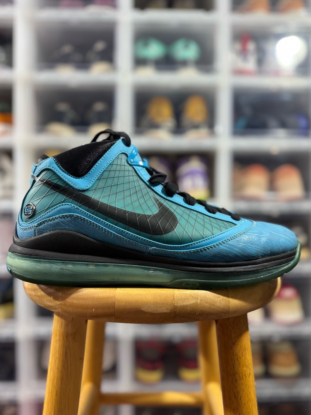 Nike Vintage Y2K LeBron 7 “All Star Chlorine Blue”